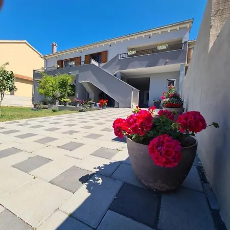 Apartman Mariola *